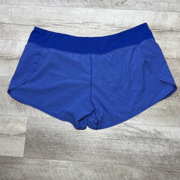 Brooks Women's Athletic Shorts in Vibrant Blue Size XL - Picture 3 of 8